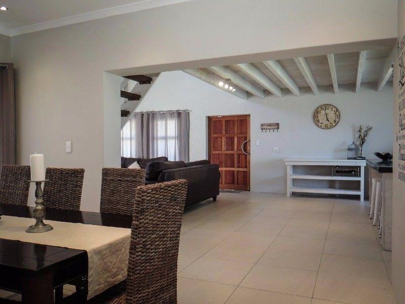 Silver Pond Lodge Робертсон Экстерьер фото